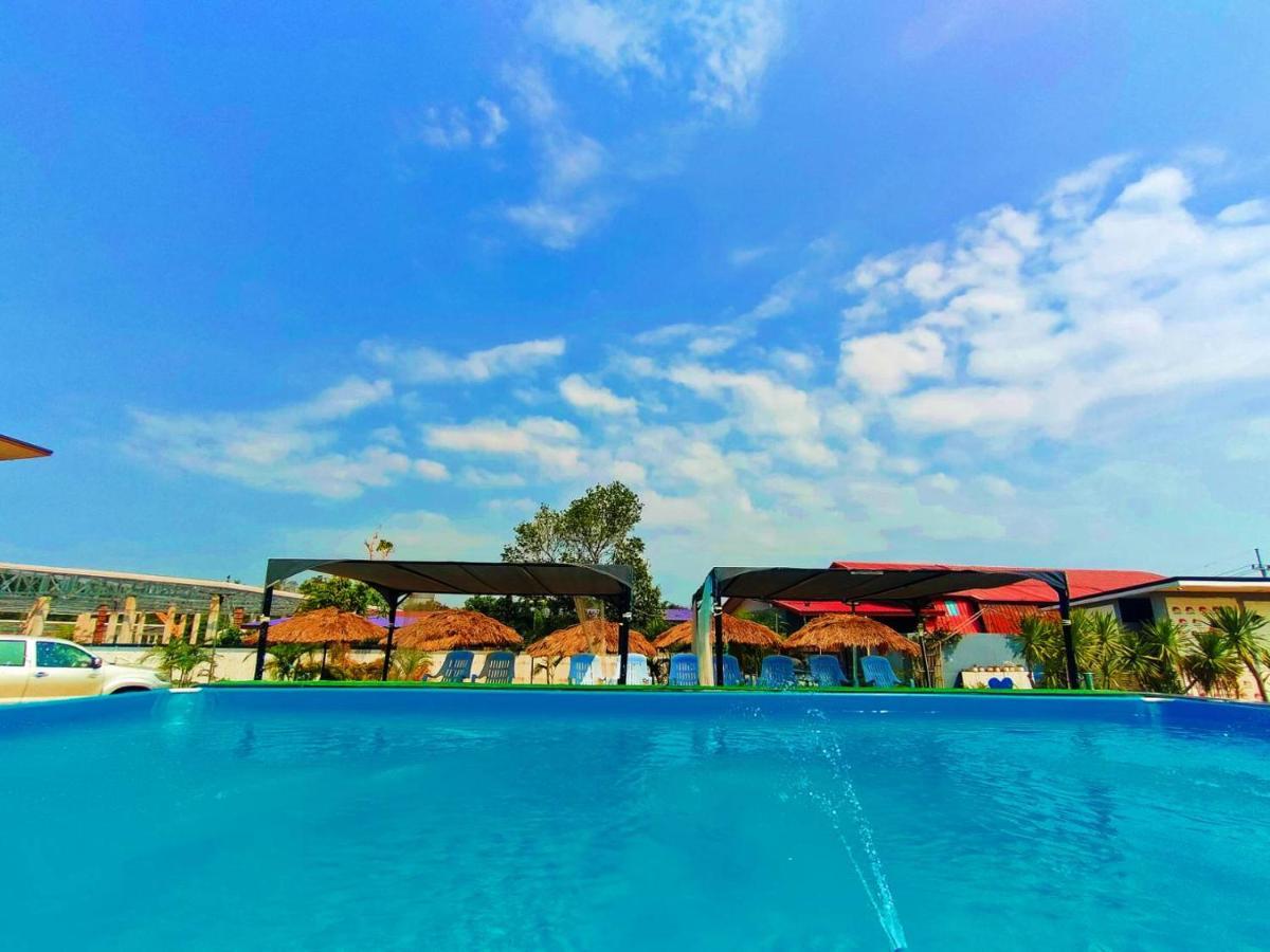 Wixky Hotel Nong Khai Bagian luar foto